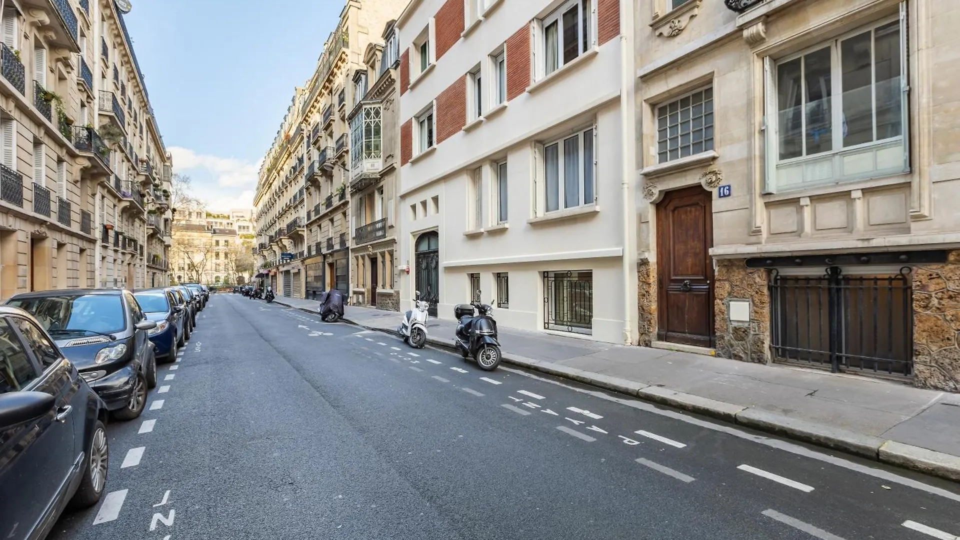 Apartment Spacieux 17eme - Batignolles Paris