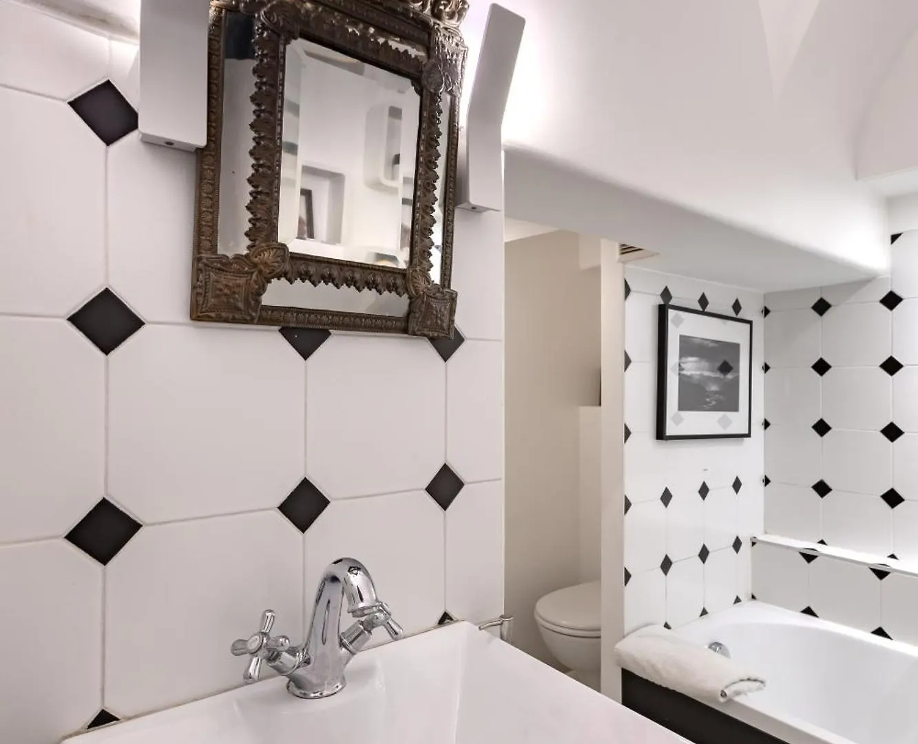 Spacieux 17eme - Batignolles Apartment *